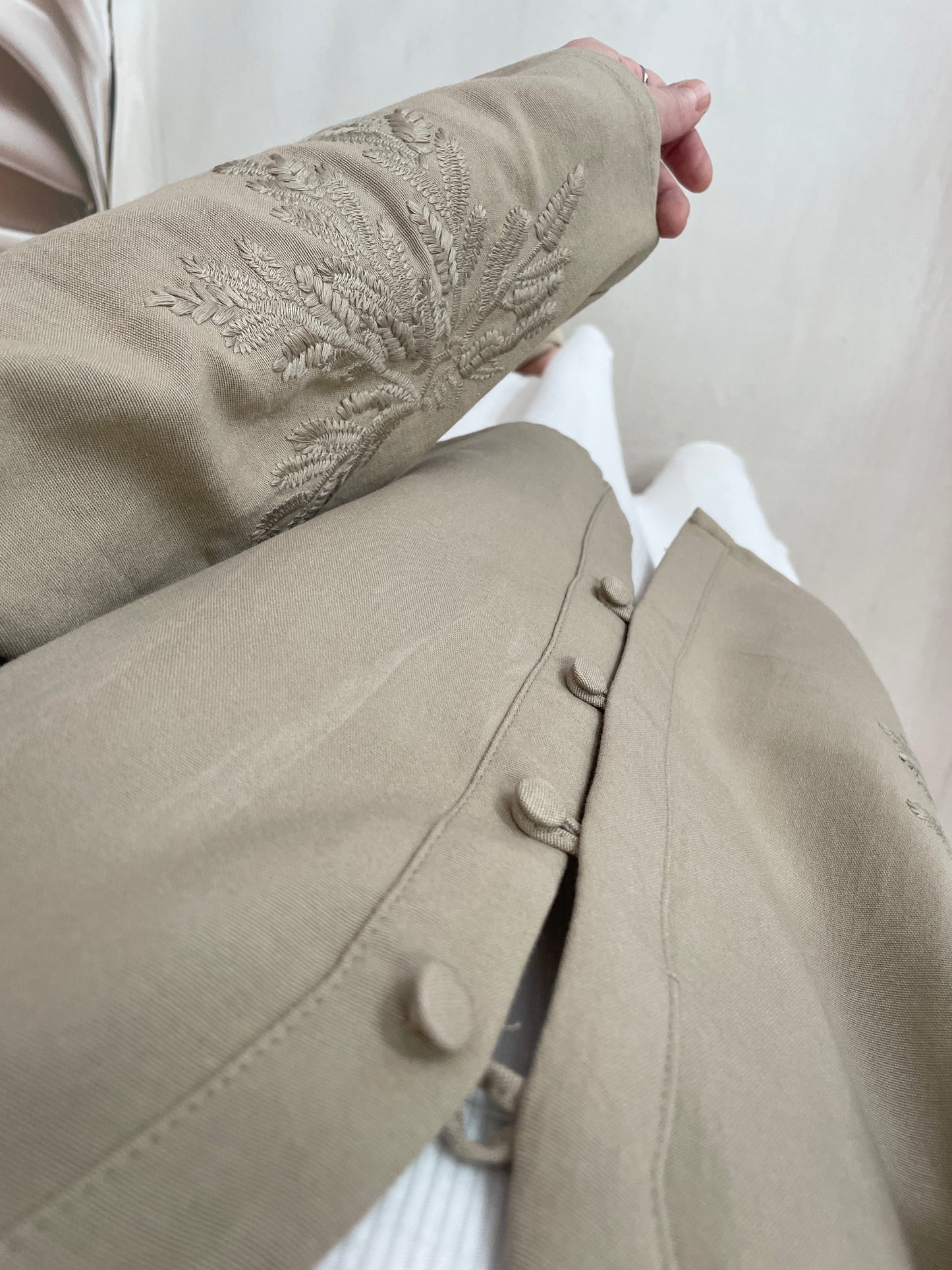 Nakışlı Ham Keten Kimono Latte