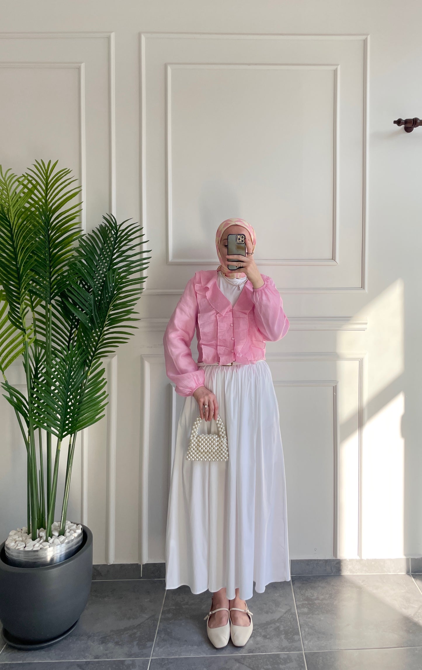 Volanlı V Yaka Gömlek-Bebe Pembe