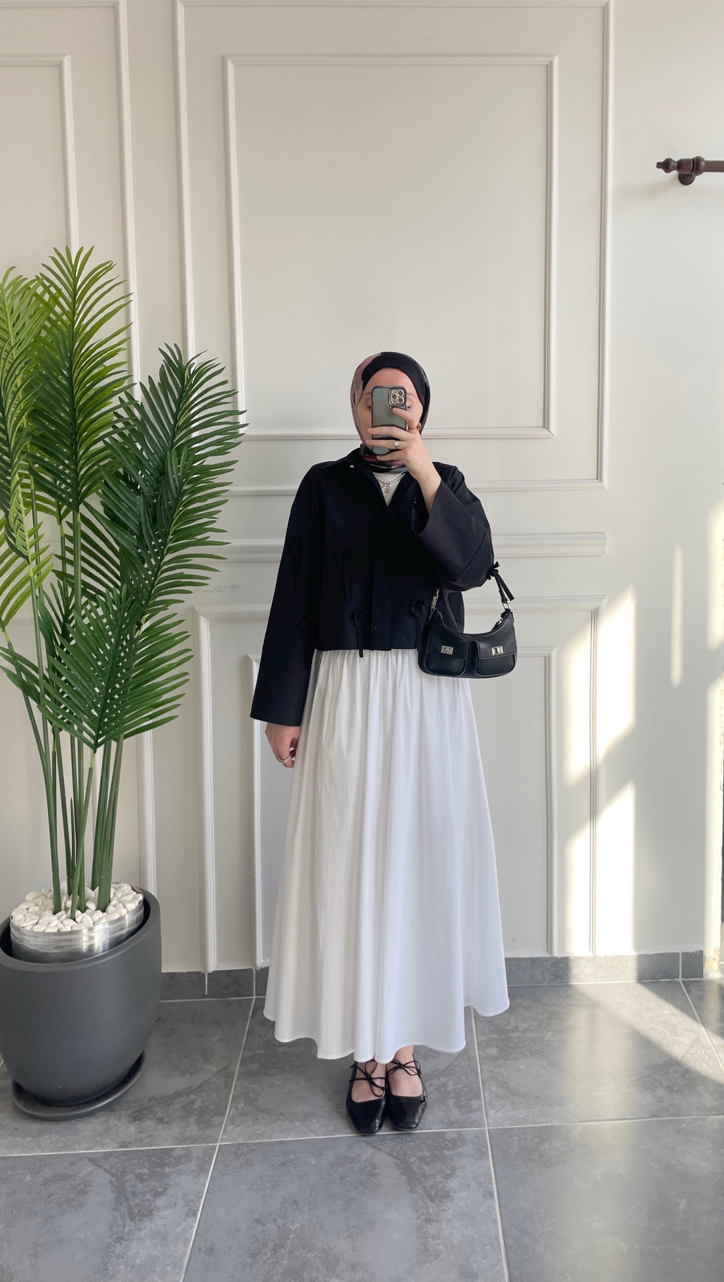 Papatyalı Poplin Gömlek-Siyah