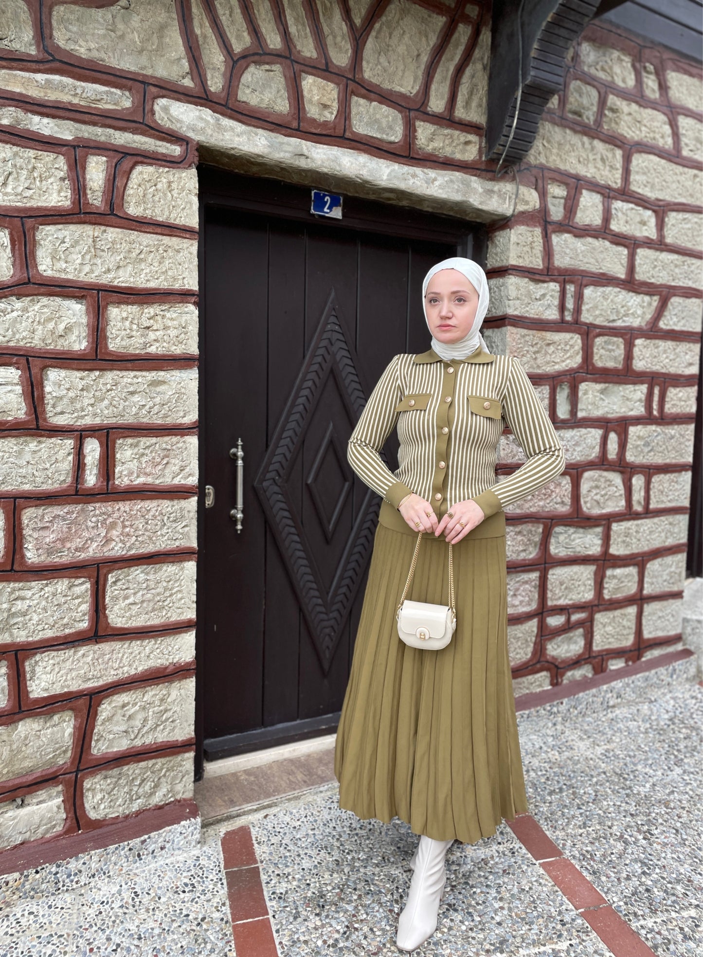 Çizgili Pilise Etekli Triko Takım Yağ Yeşili