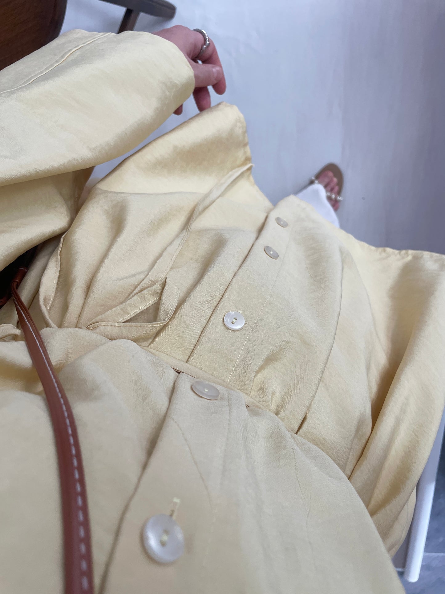 Önü Biyeli Manşet Kol gömlek Soft Sarı