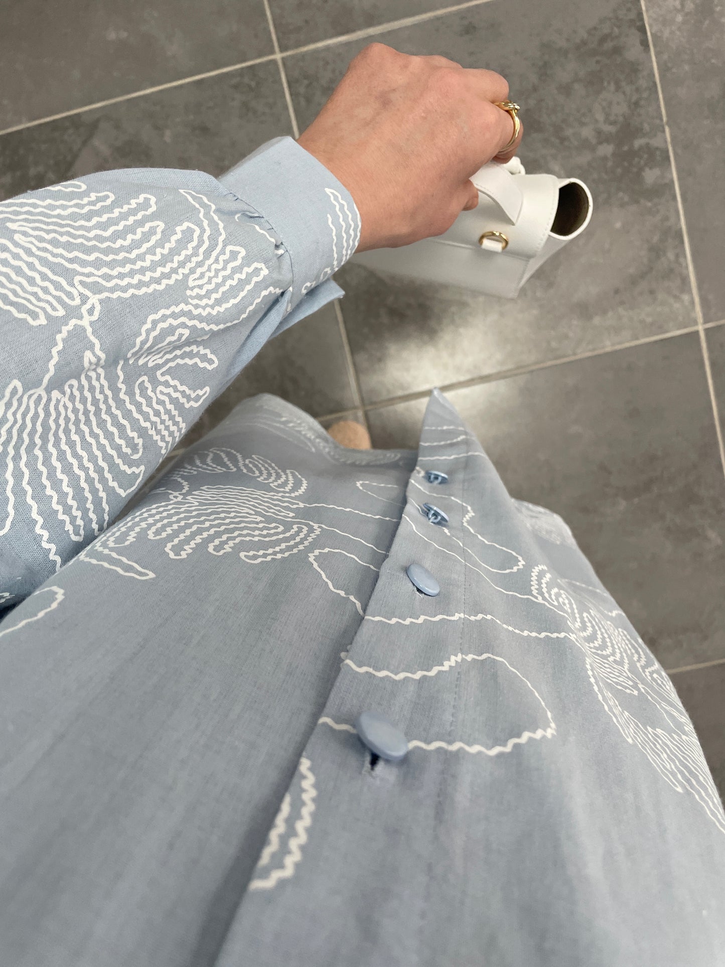 Keten Çiçek Desenli GömleMavi