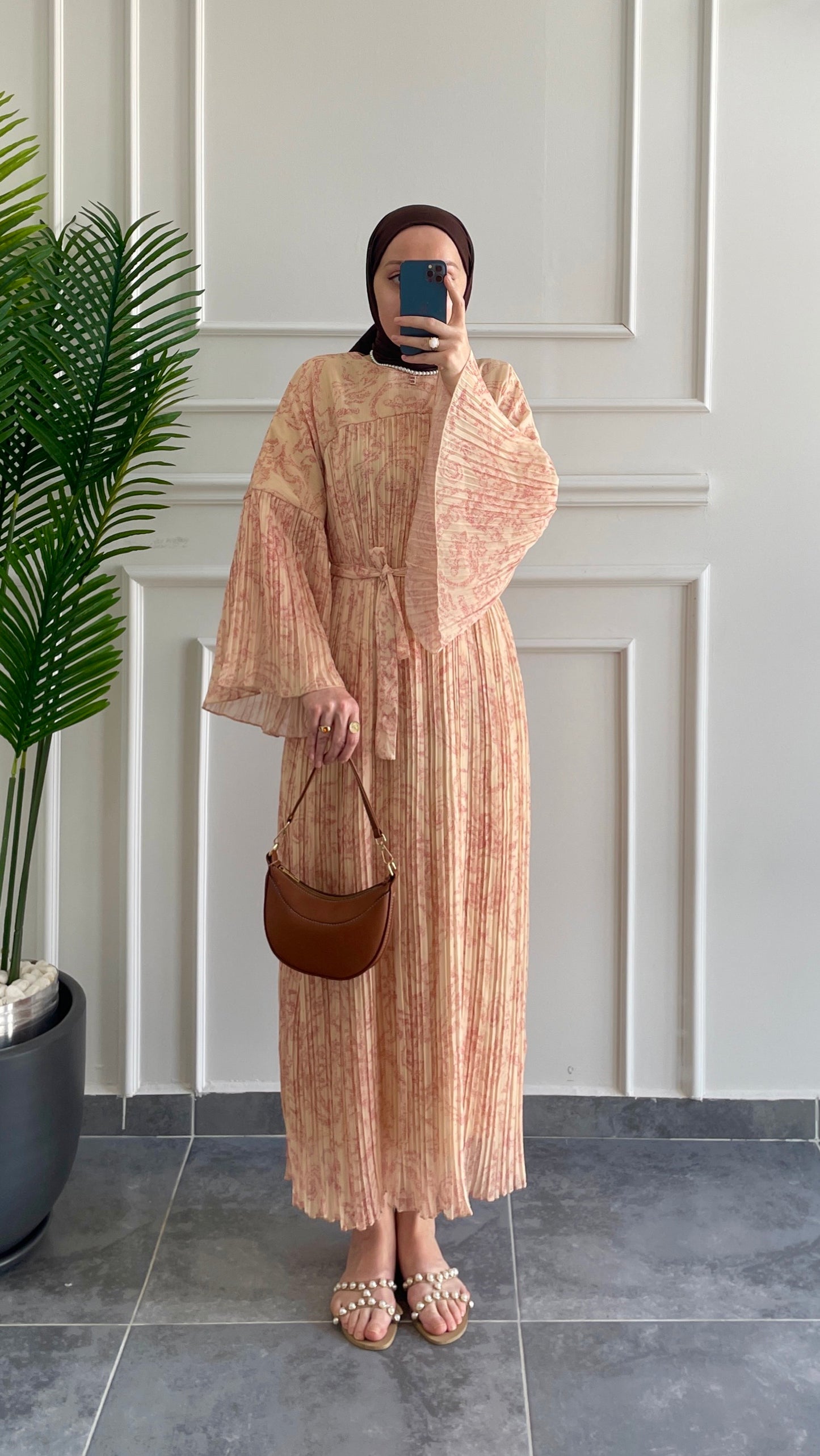 Şifon Etnik Desen Kuğu Elbise