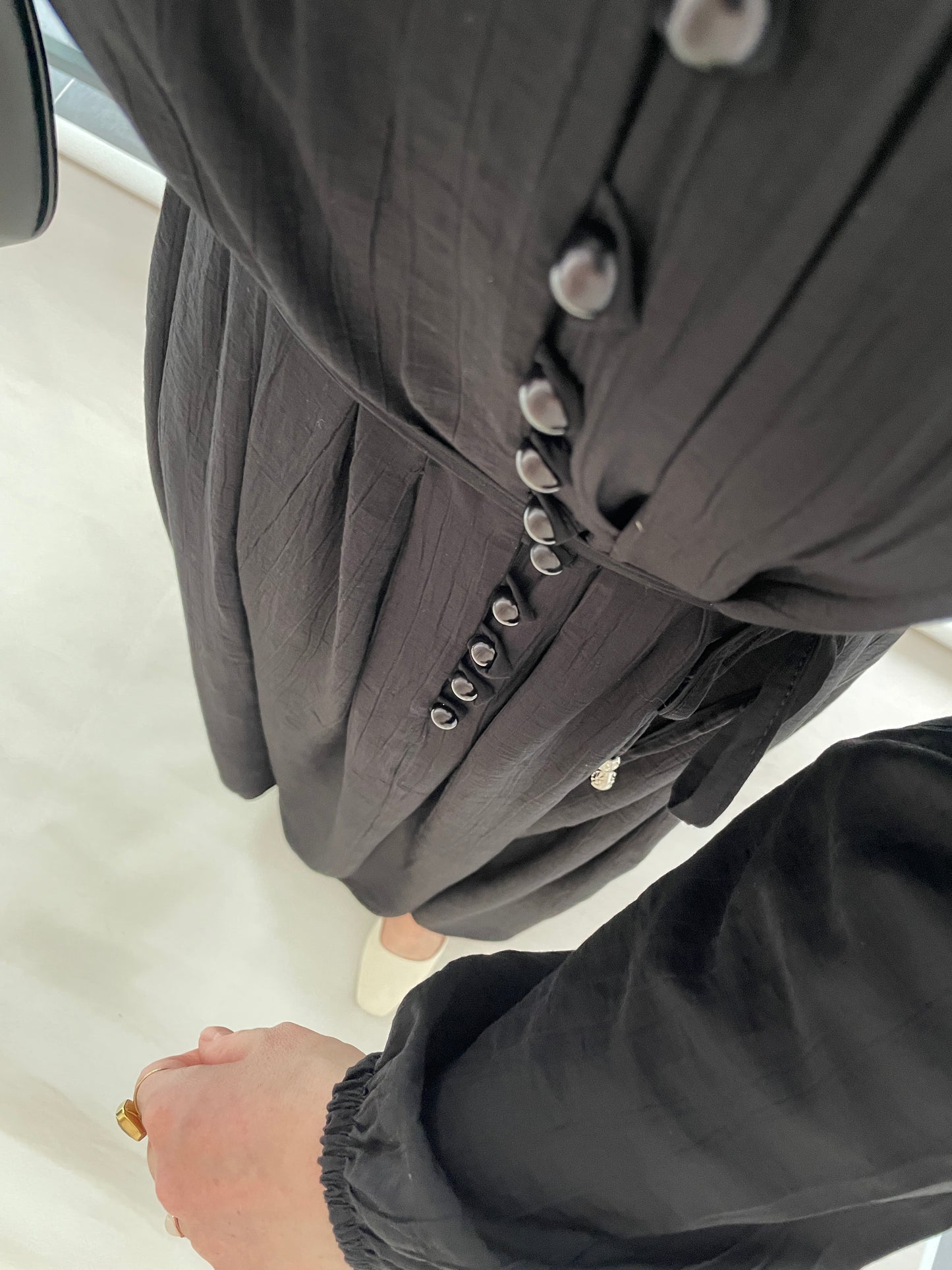 Çilek Kumaş Britli Elbise Siyah