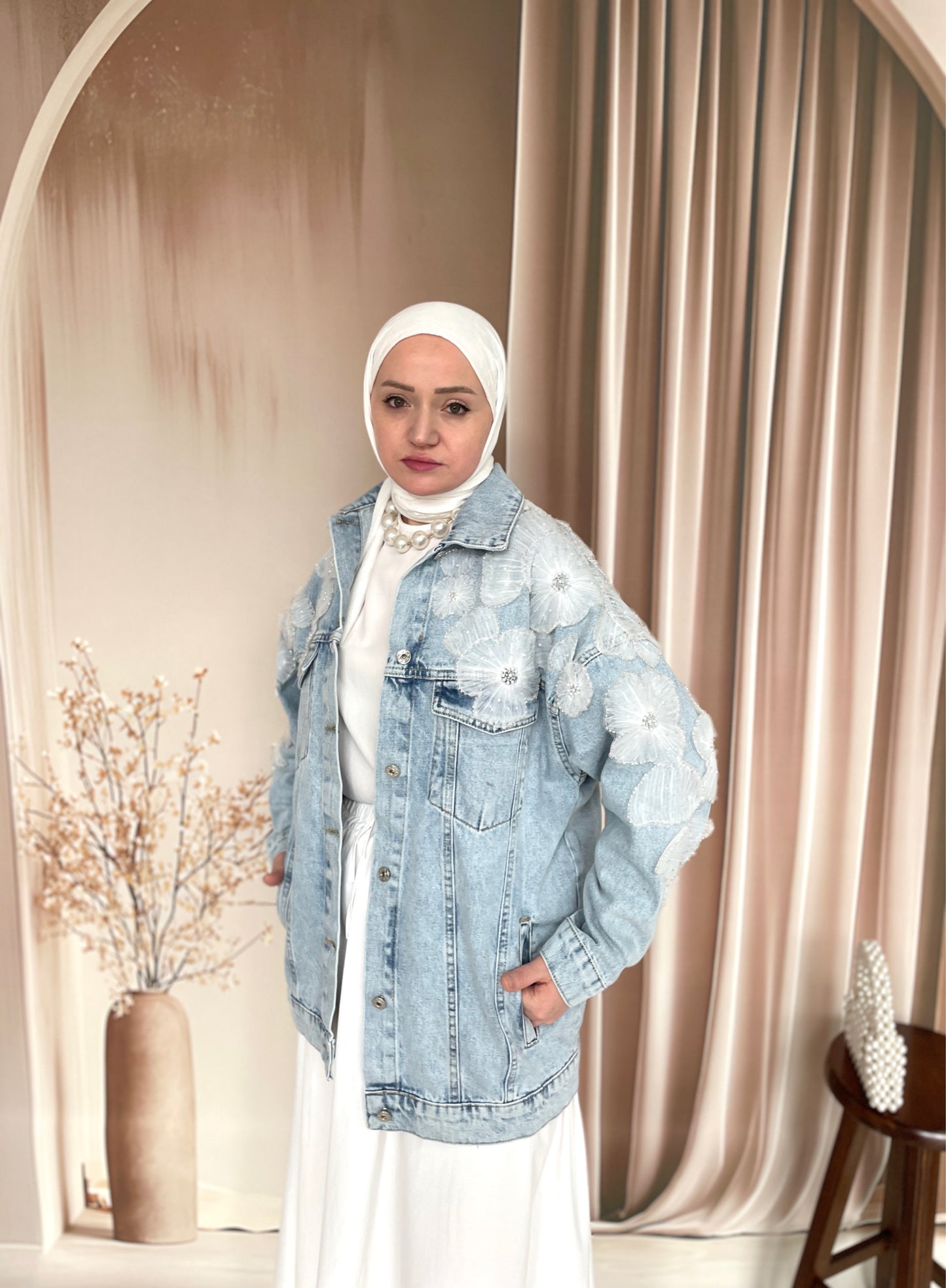 Çiçek İşlemeli Tasarım Denim Ceket Açık Mavi