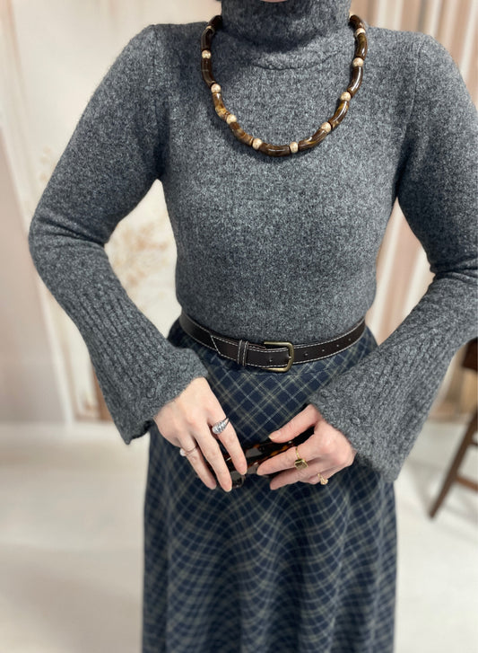 Kollar ve Boyun Motifli Peluş Kazak Antrasit