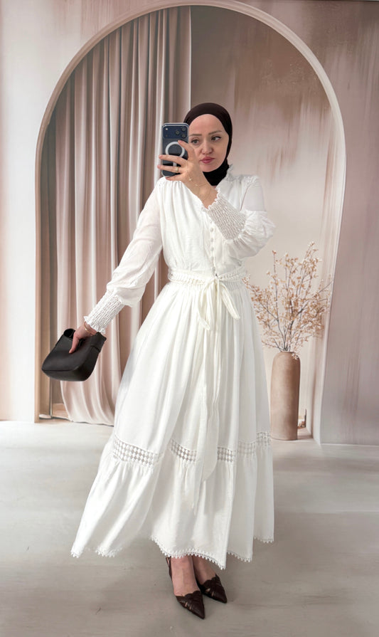 Brode Detaylı Soft Takım Beyaz