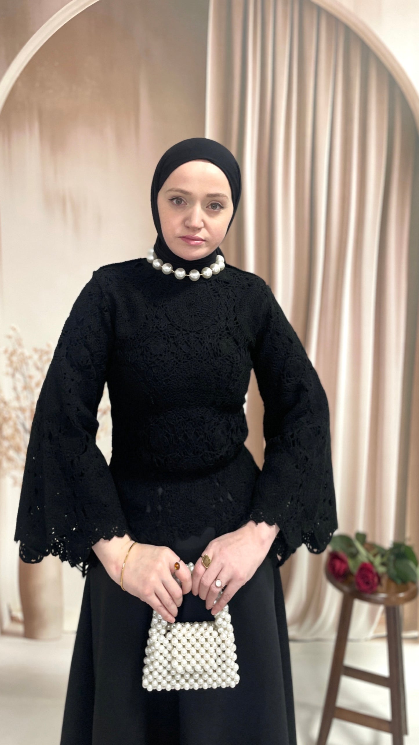 Dantel Tasarım İspanyol Kol Kazak Siyah