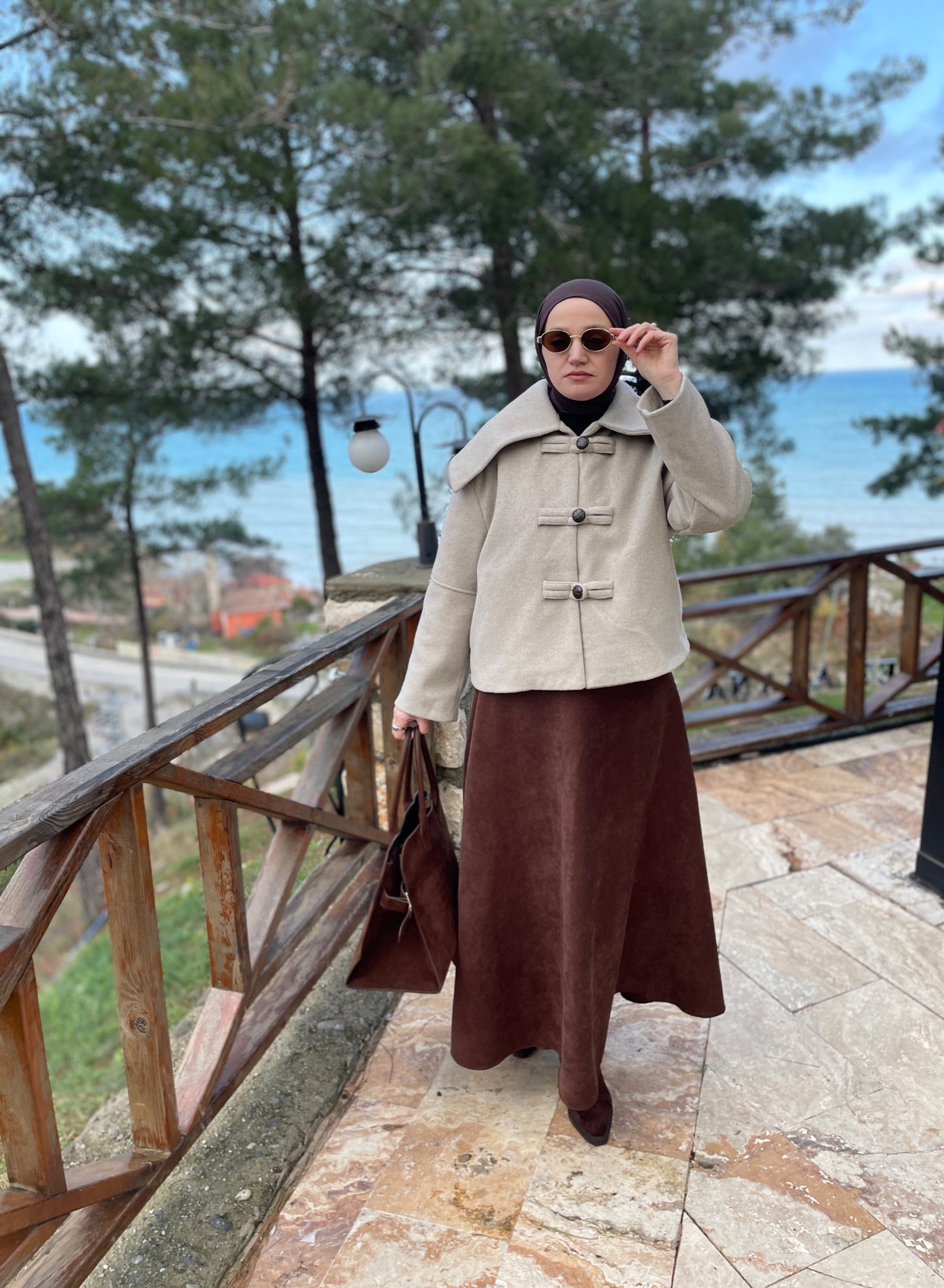 Geniş Yakalı Teddy Kısa Kaban TAŞ