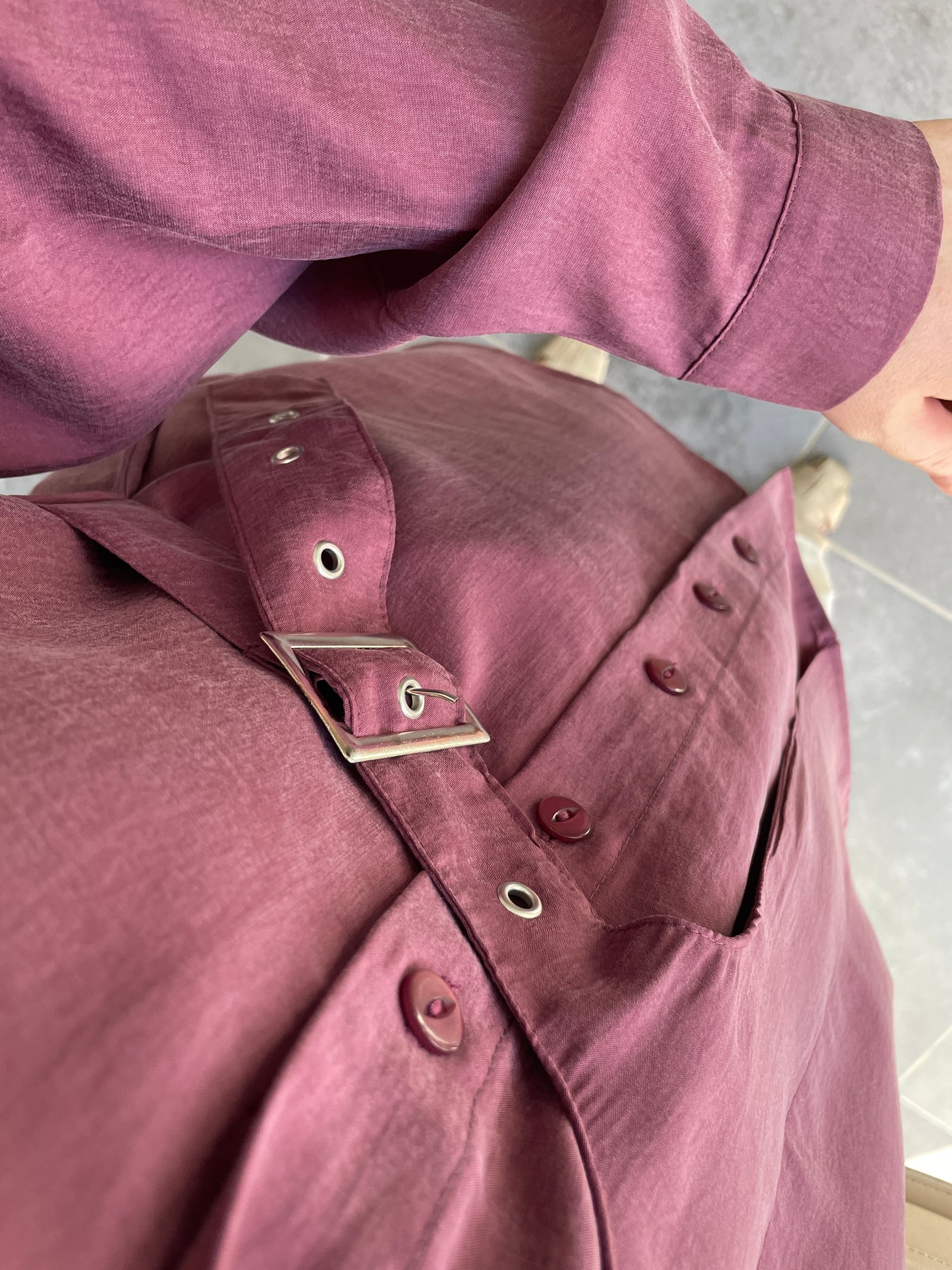 Premium Modal Kuşgözü Kemerli Gömlek-Mürdüm