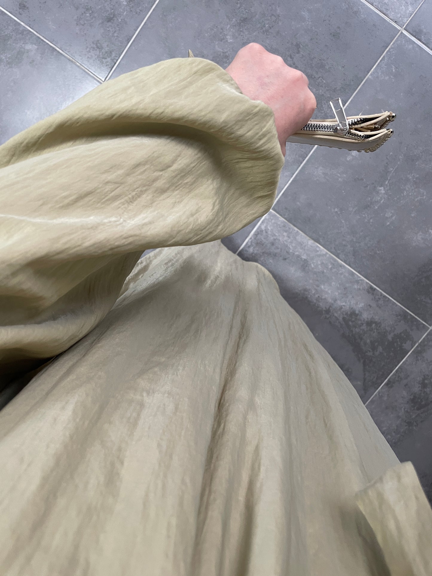 Kollar Bağcıklı Vual Saten Pamuk Elbise-Yeşil