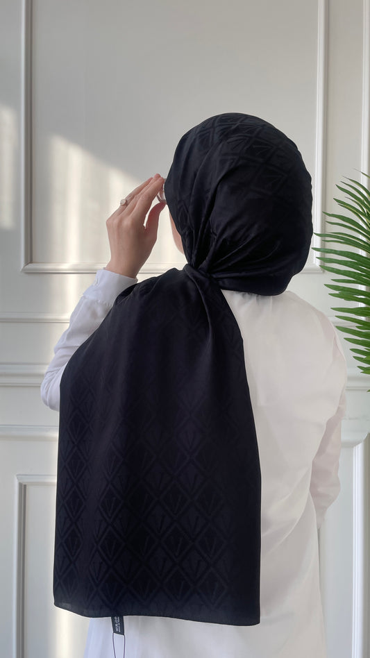 V Desen İpeksi Jakar Şal Siyah