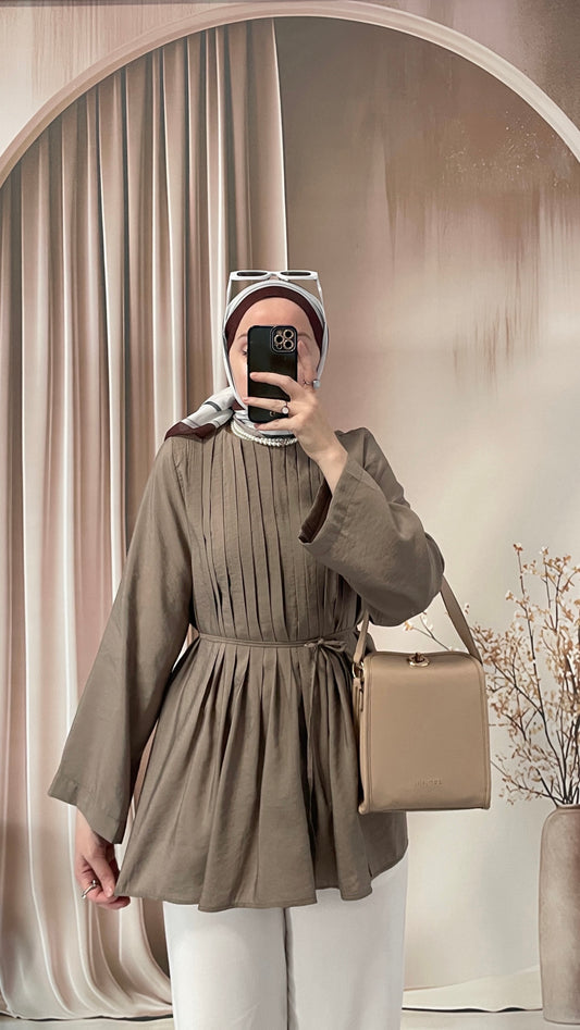 Önü Piliseli Bluz Vizon