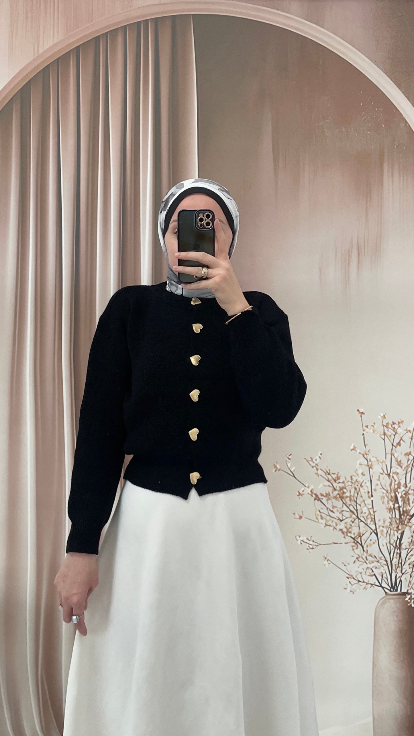 Kalp düğmeli hırka Siyah