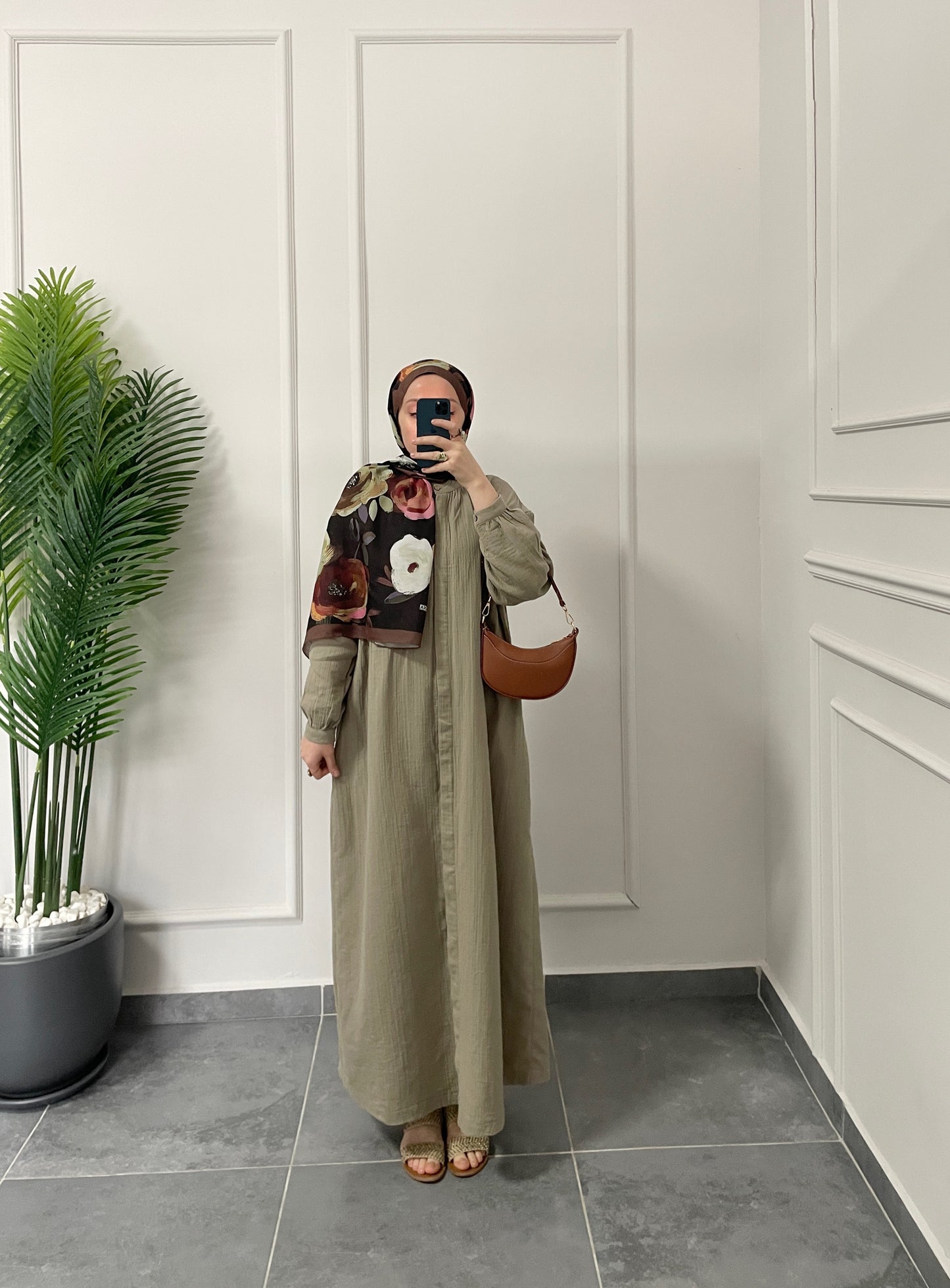 Ham Müslin Elbise Çakıltaşı