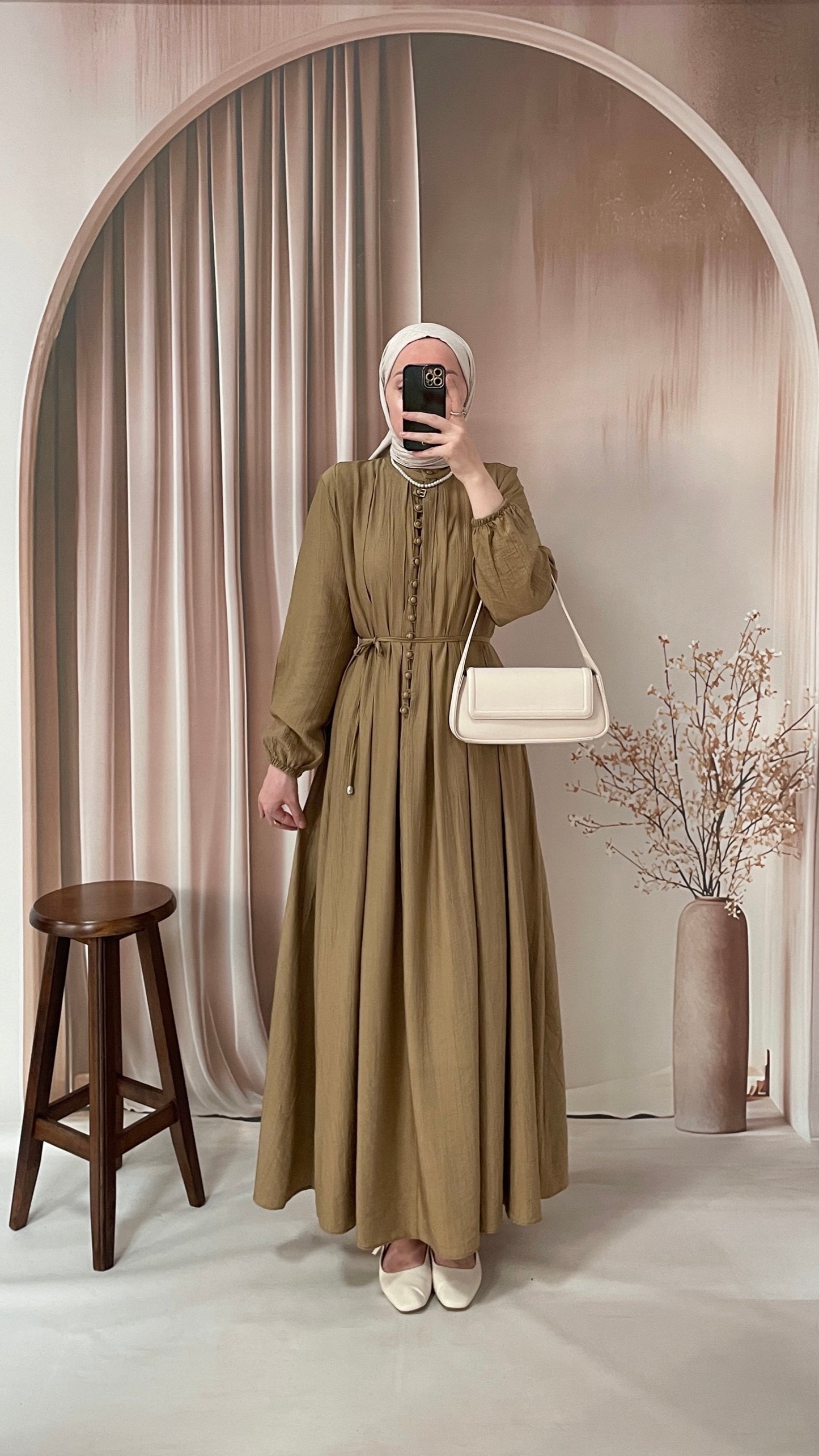 Çilek Kumaş Britli Elbise Yağ Yeşili