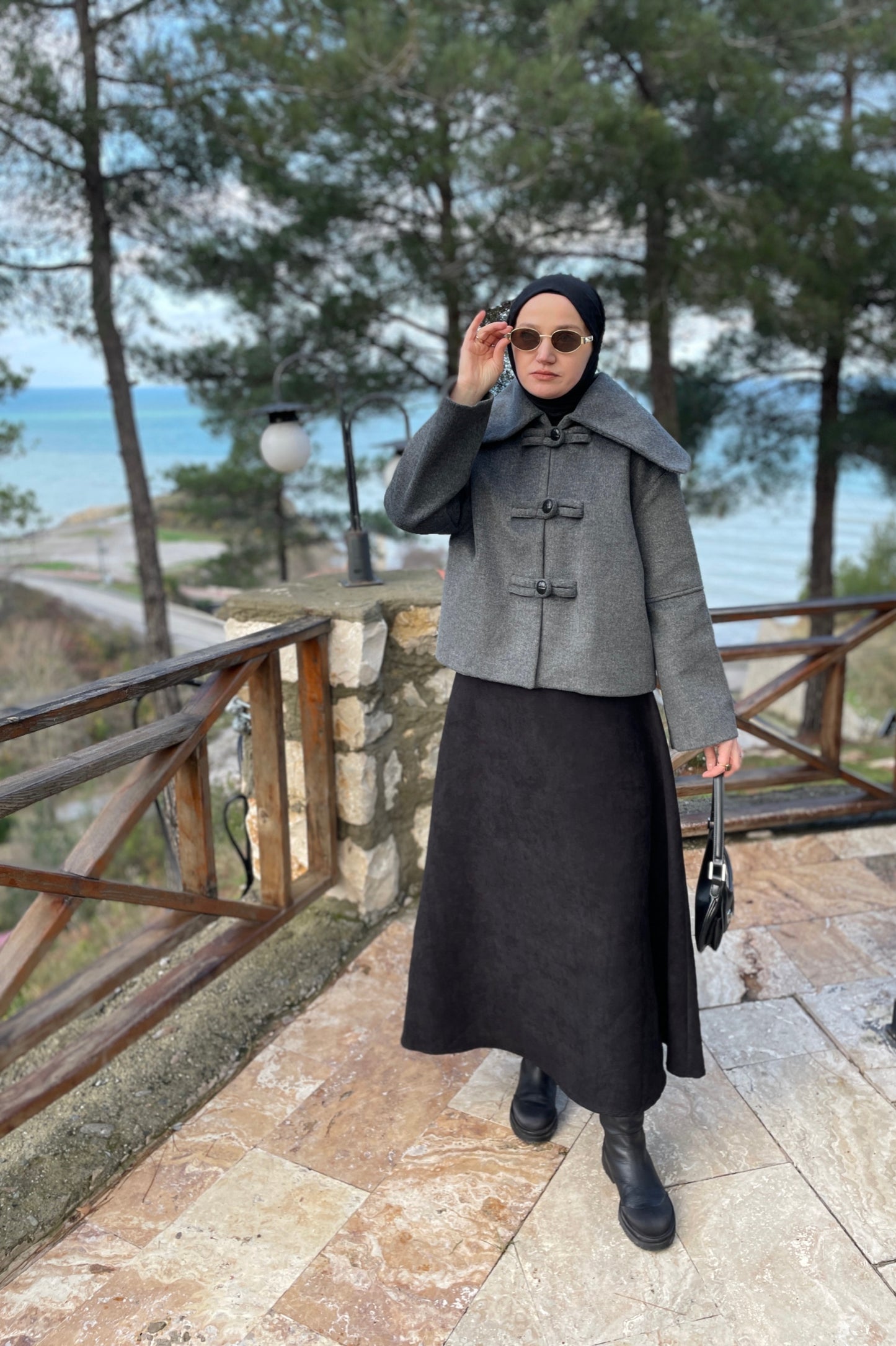 Geniş Yakalı Teddy Kısa Kaban Antrasit