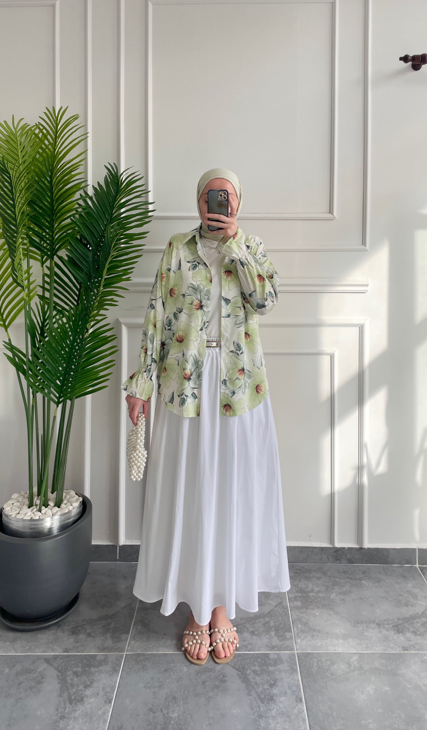 Sofia Kollar Volanlı Pamuk Saten Gömlek