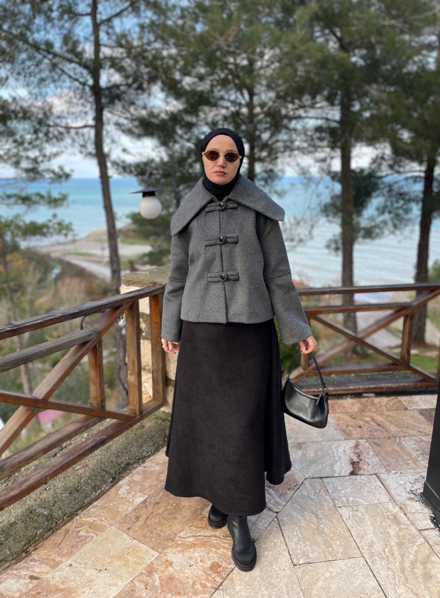 Geniş Yakalı Teddy Kısa Kaban Antrasit