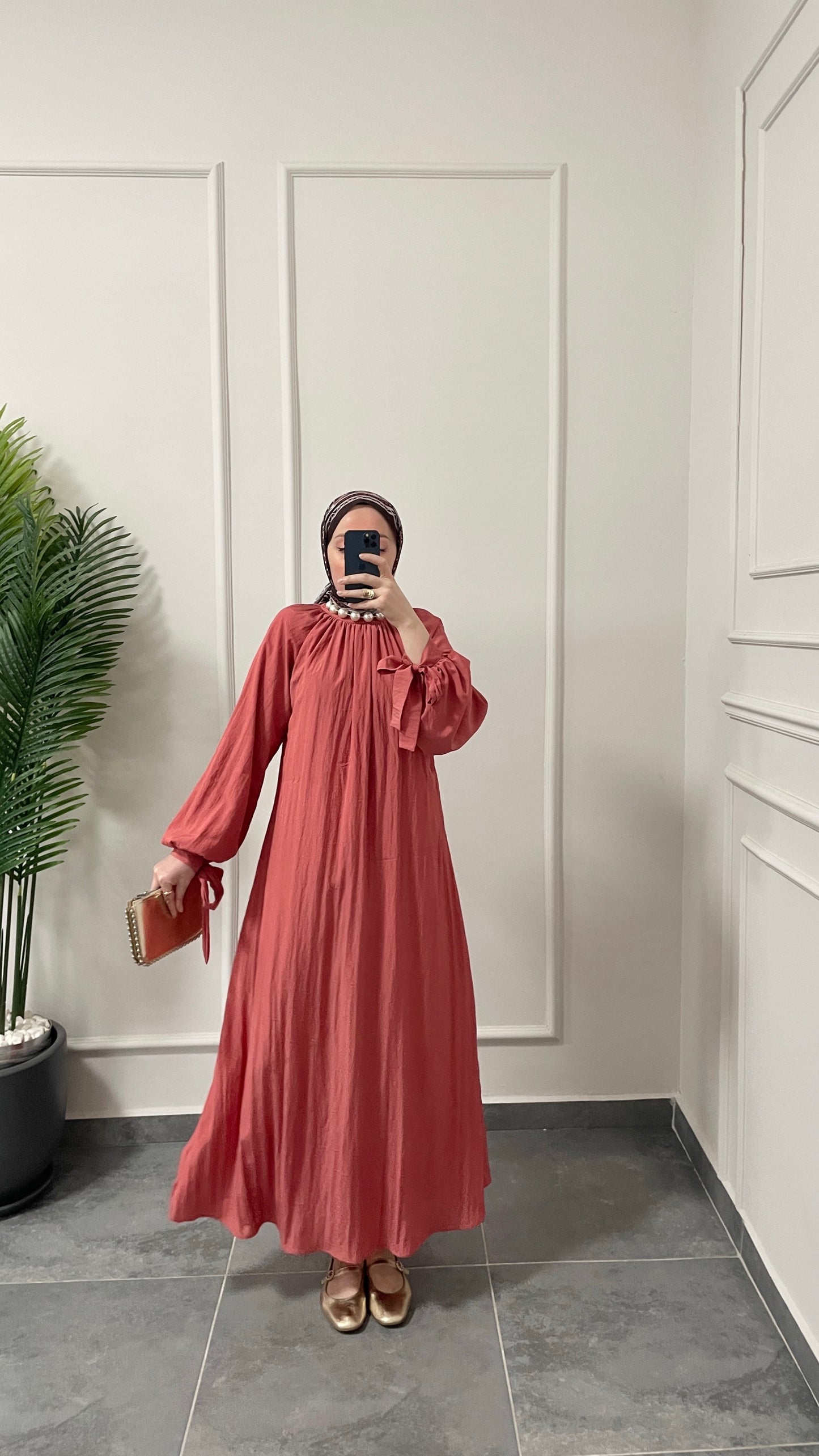 Kollar Bağcıklı Vual Saten Pamuk Elbise-Somon