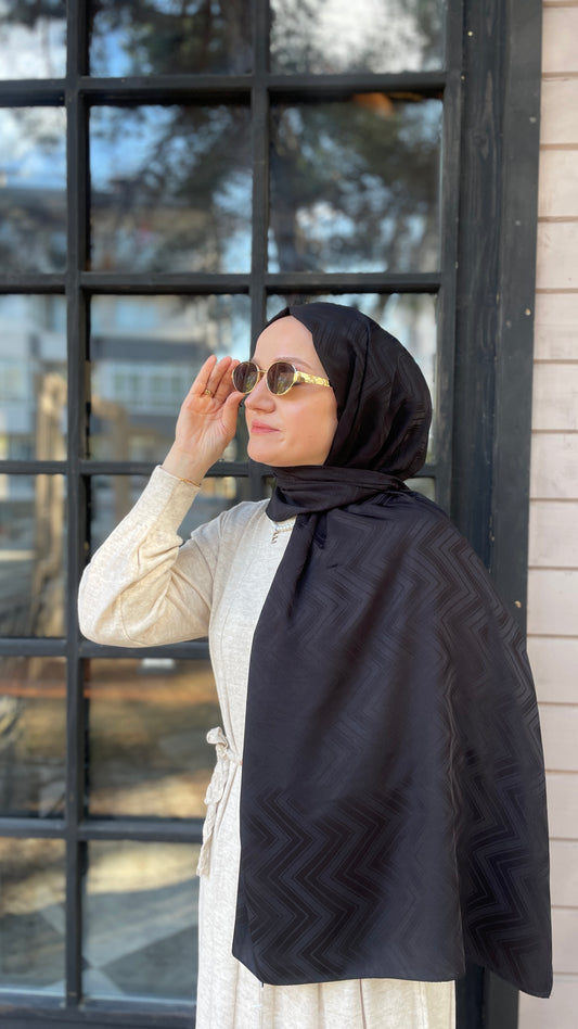 İpeksi Jakar Zikzak Desen Şal Siyah