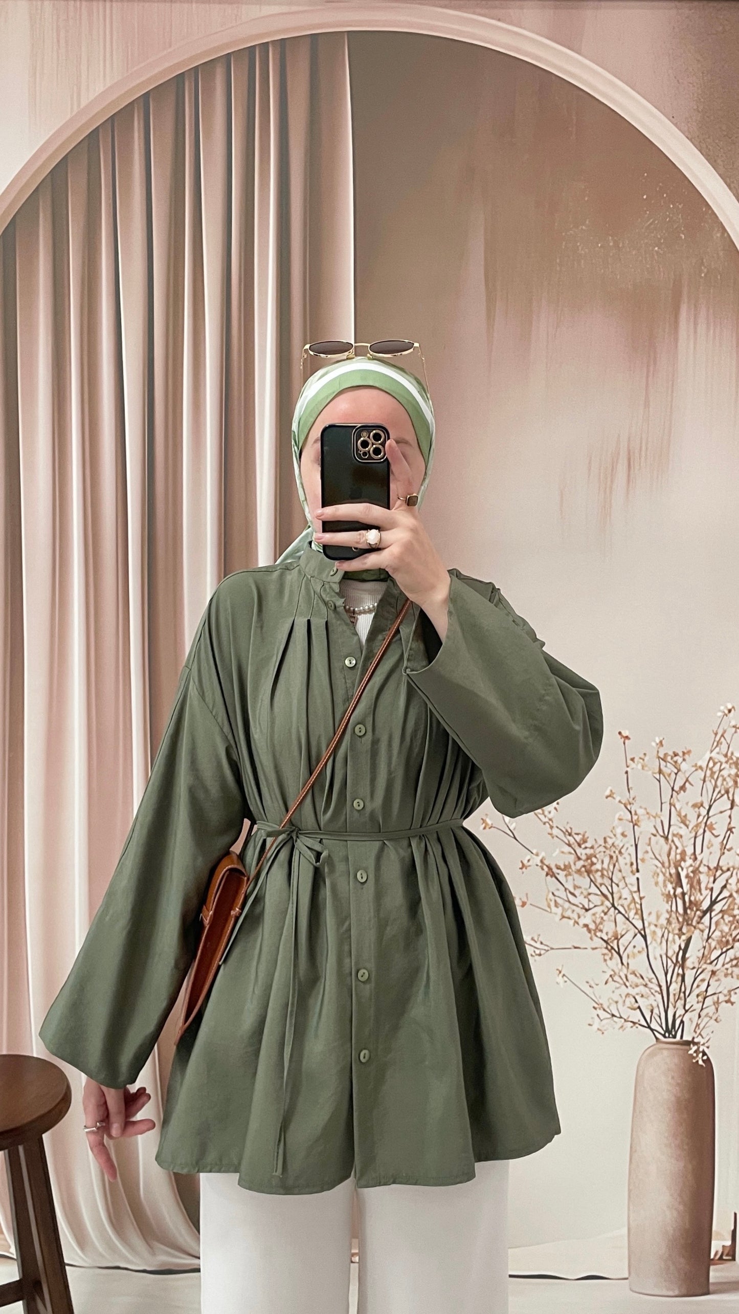 Önü Biyeli Manşet Kol gömlek Yeşil