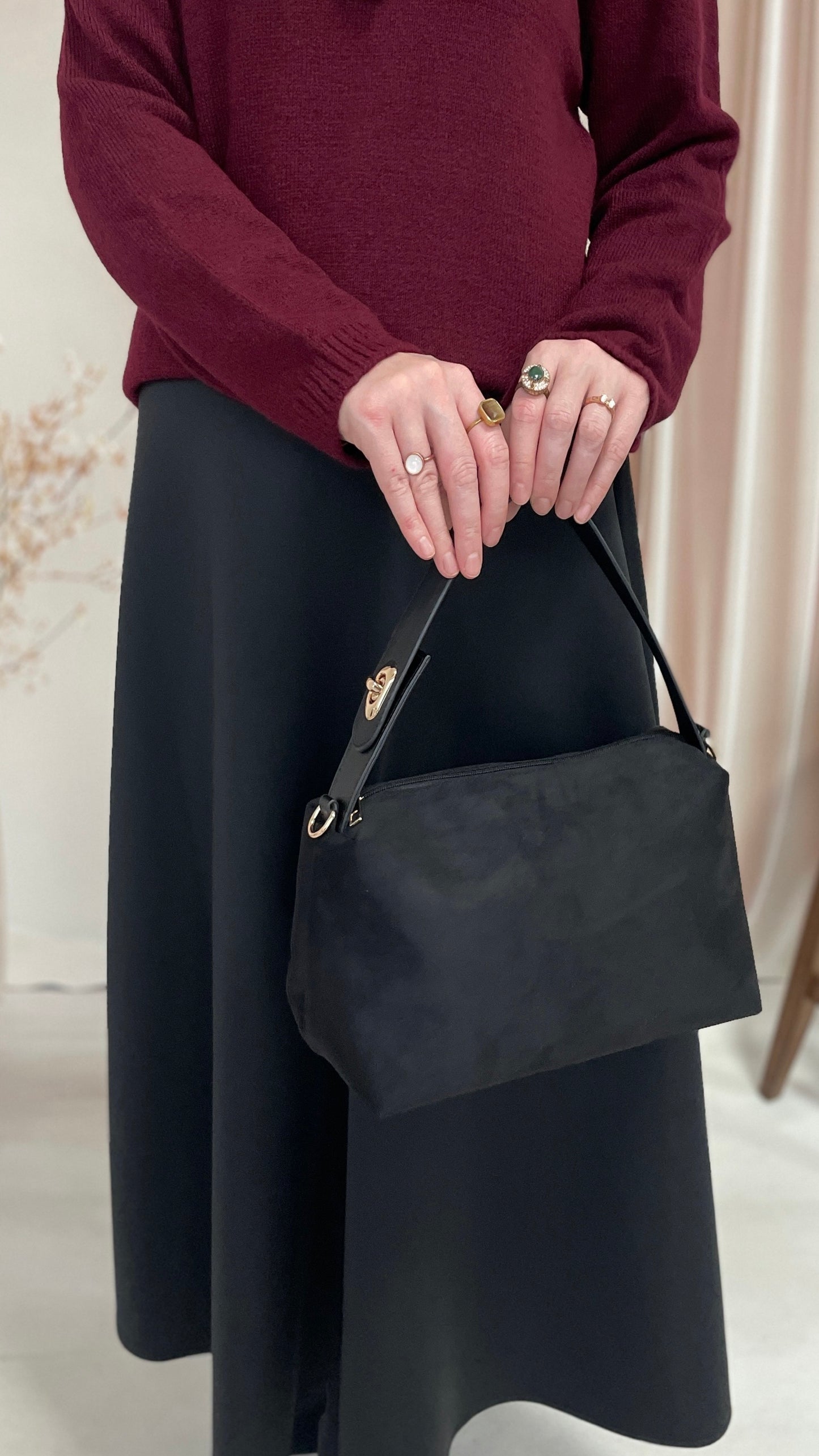 Süet Oval Oval El ve Çapraz Çanta Siyah