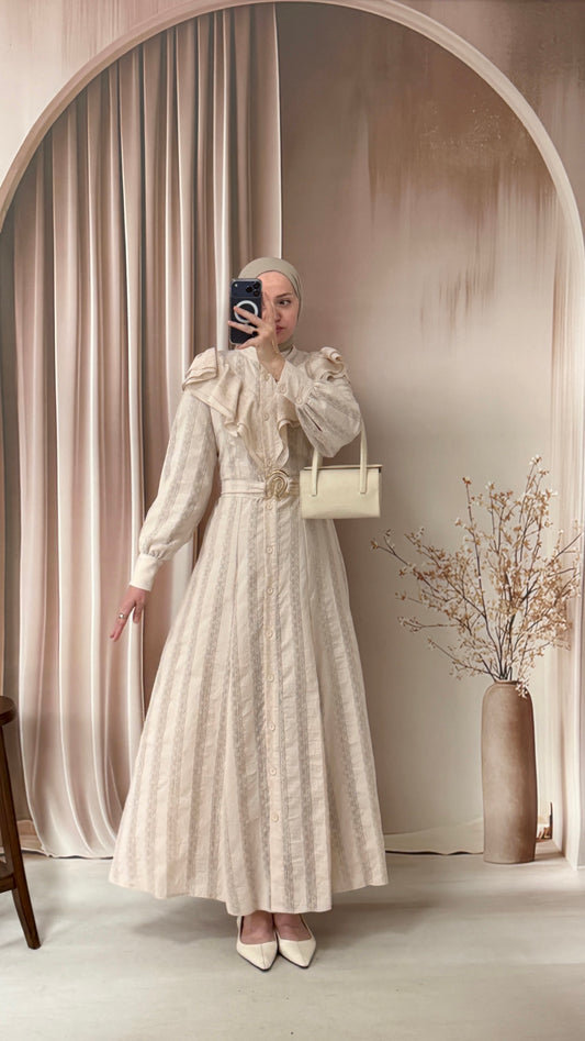 Sakura Omuz Volanlı Elbise Soft Bej