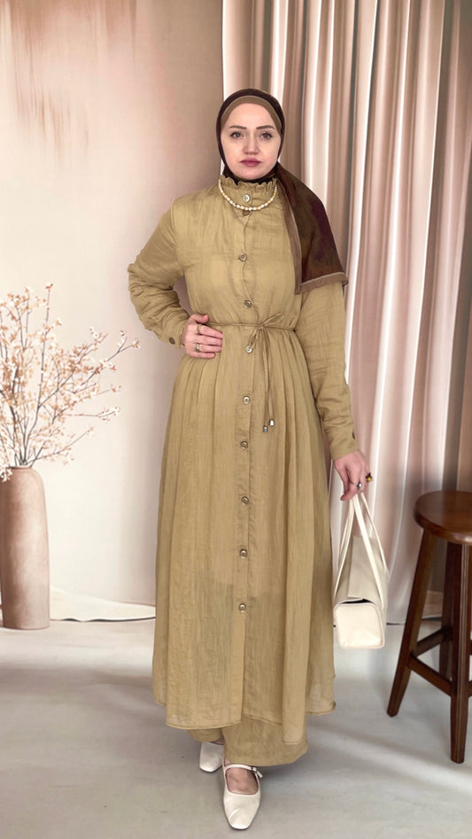 Yakası Fırfır Detaylı Takım Yağ Yeşili