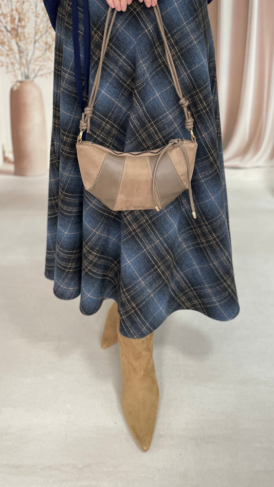 Kruvasan Yumuşak Derili Çanta Vizon