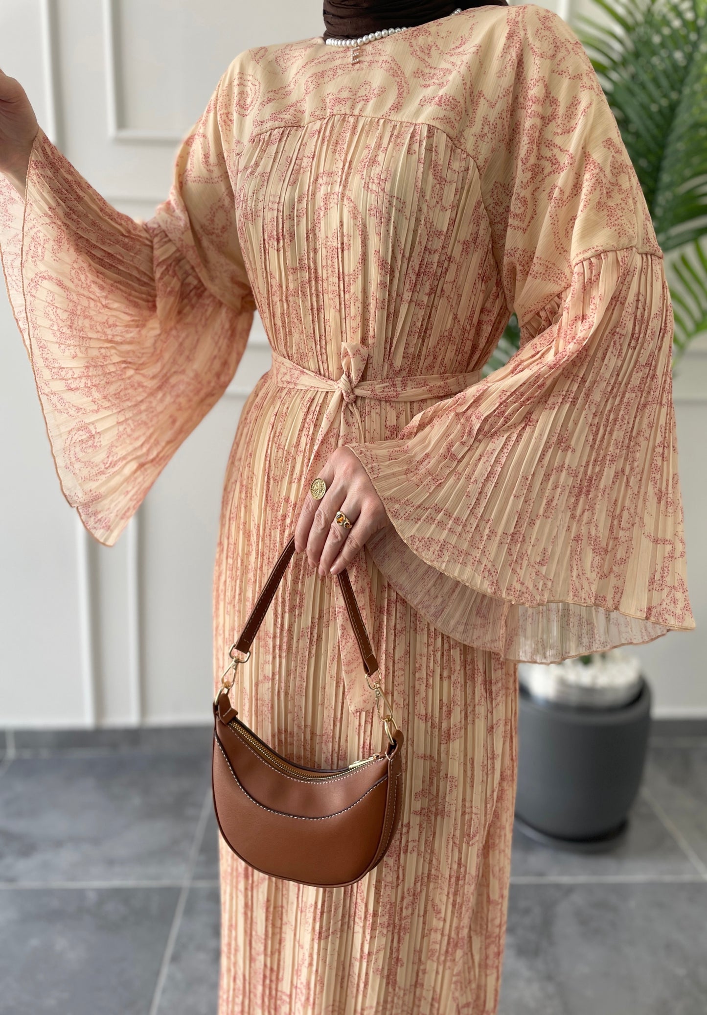 Şifon Etnik Desen Kuğu Elbise