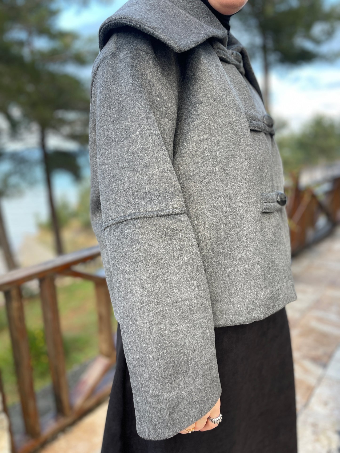 Geniş Yakalı Teddy Kısa Kaban Antrasit