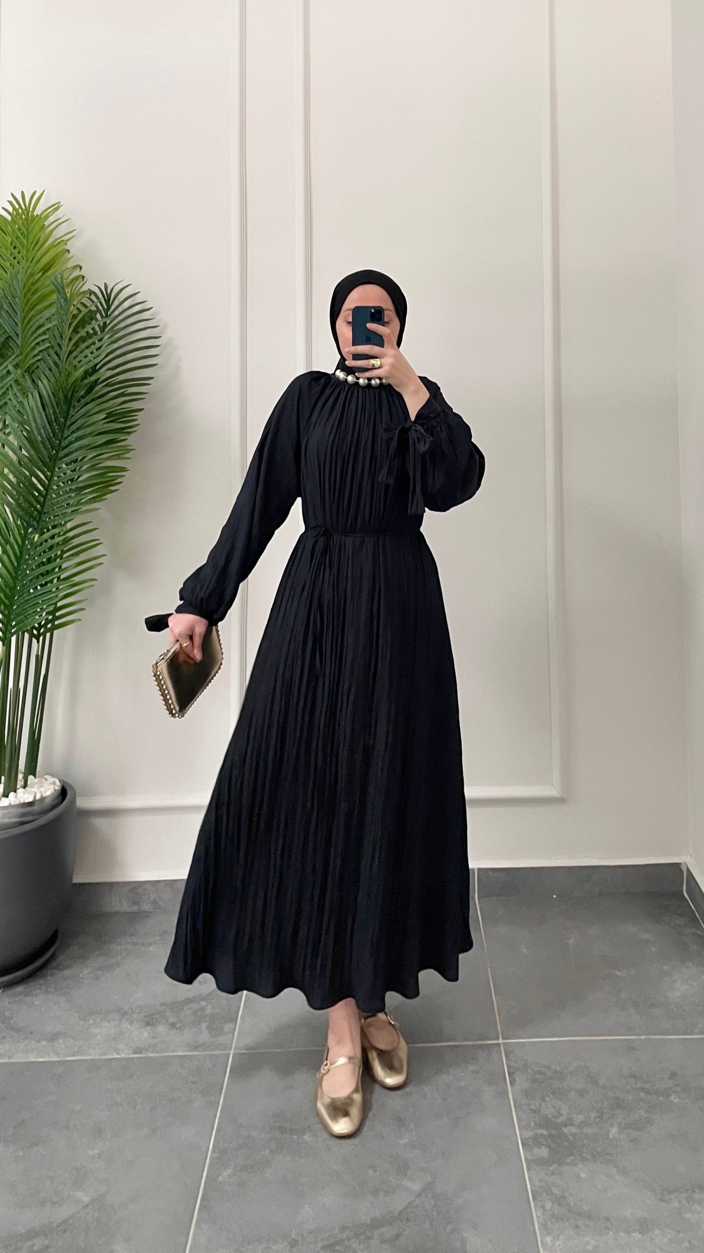 Kollar Bağcıklı Vual Saten Pamuk Elbise Siyah