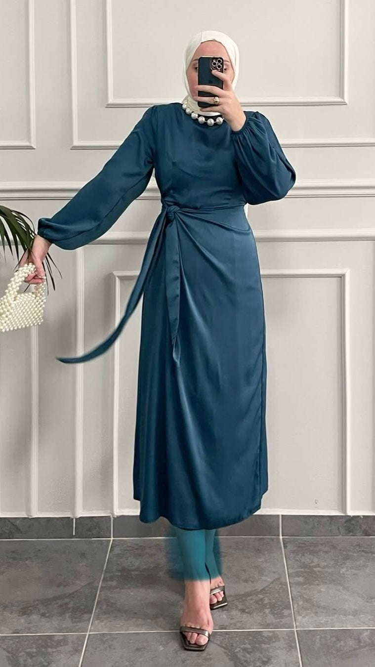 Şura bel bağlamalı saten elbise Petrol Mavi