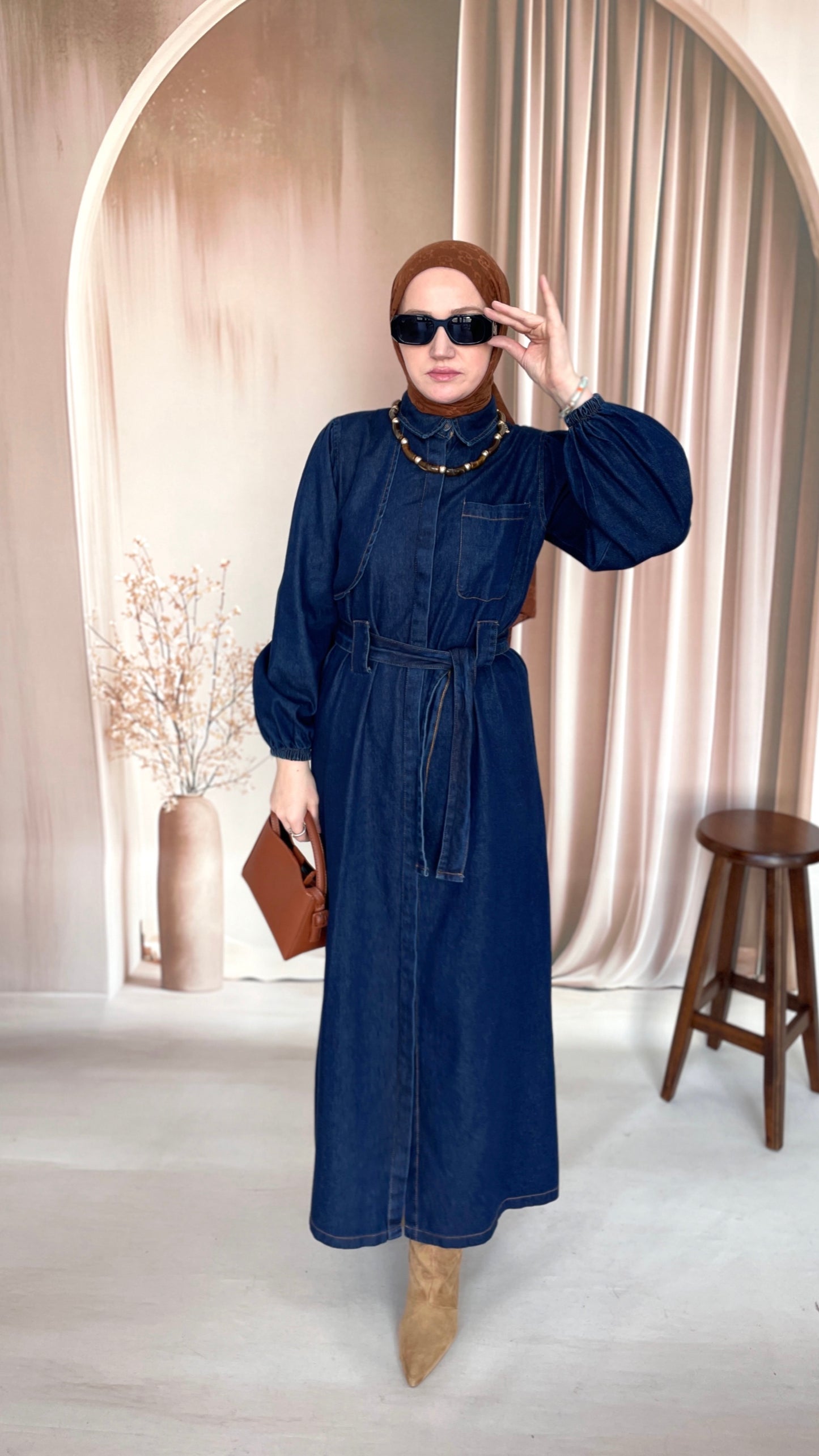 Gizli Patlı Pelerinli Denim Elbise Lacivert