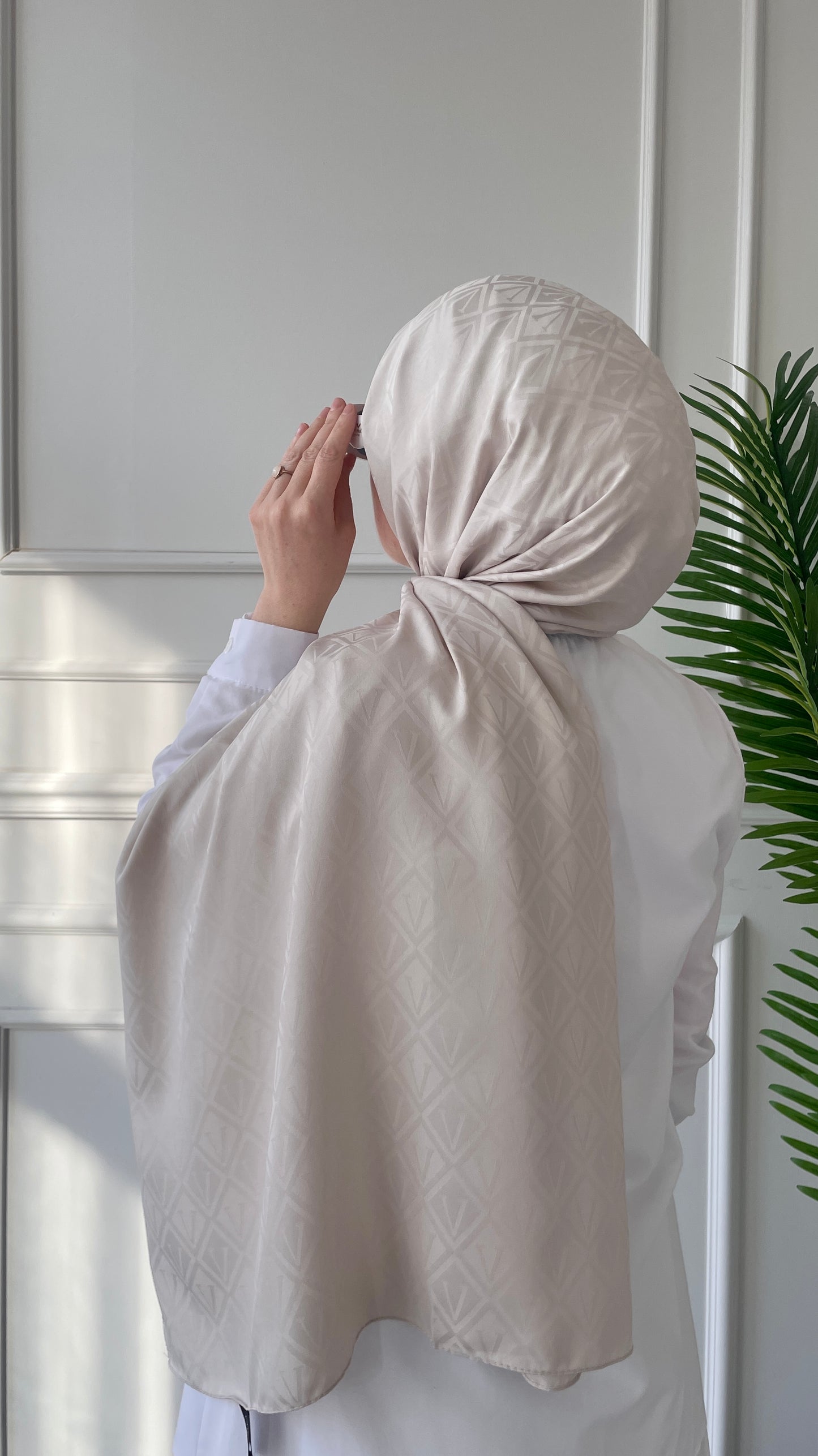 V Desen İpeksi Jakar Şal Taş