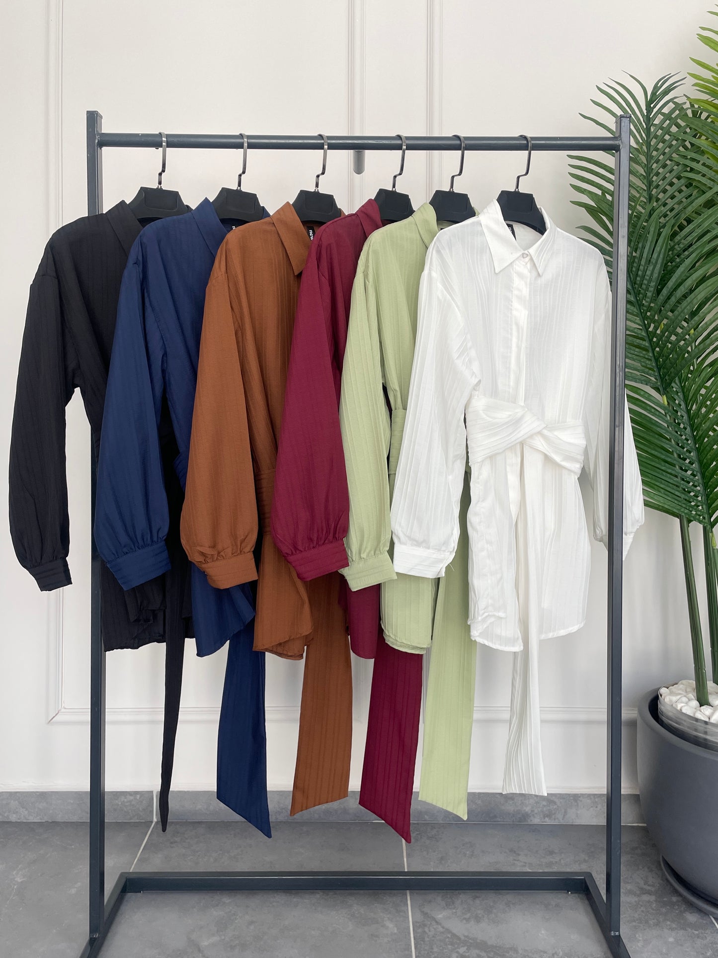 Bel Bağlama Tasarım Gömlek-Çağla