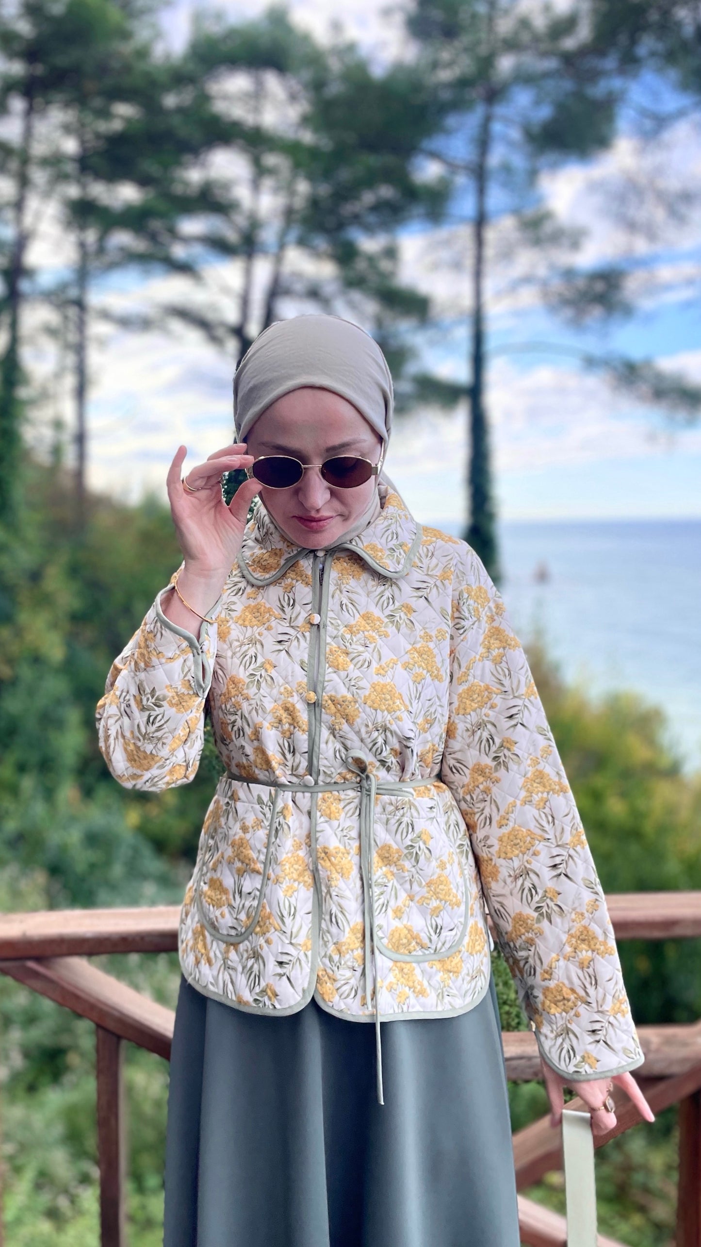 Mimoza Çiçekli Kapitone  Ceket