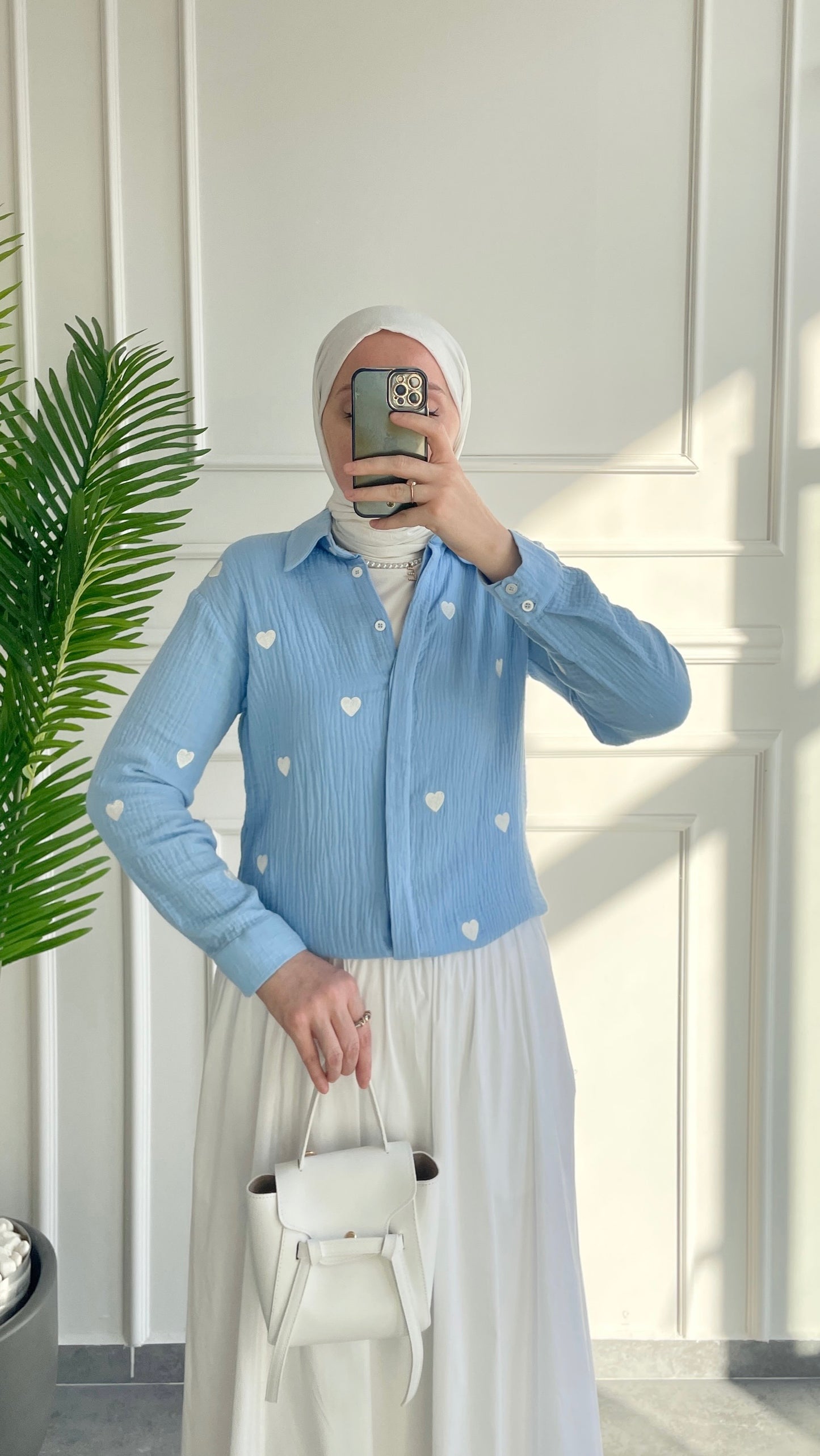 Ham Müslin Kalp Nakışlı Gömlek Mavi