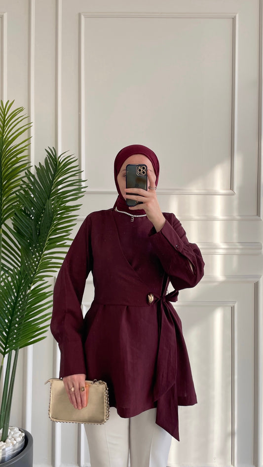 Bronş Detaylı Bel Bağlama Tasarım Tunik-Bordo