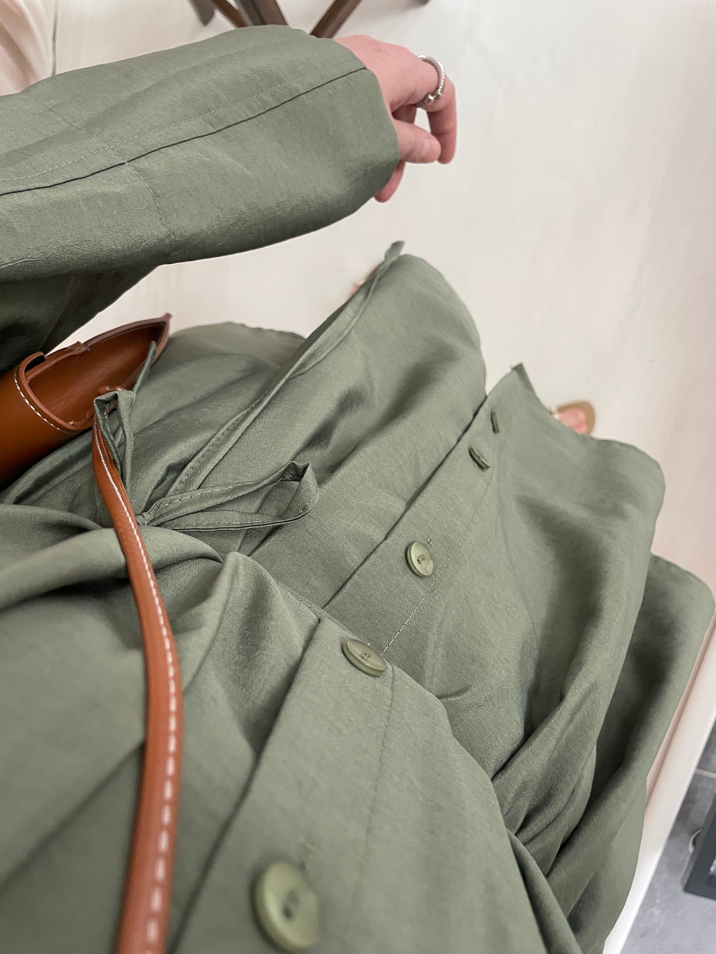 Önü Biyeli Manşet Kol gömlek Yeşil